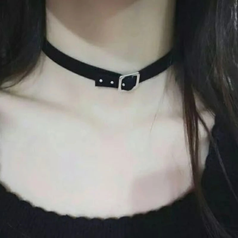 Chocker Gothic Punk Style Black Fake Leather Choker Necklaces Women Crew Neck Necklace Female Party Jewelry Party Gifts Trinkets