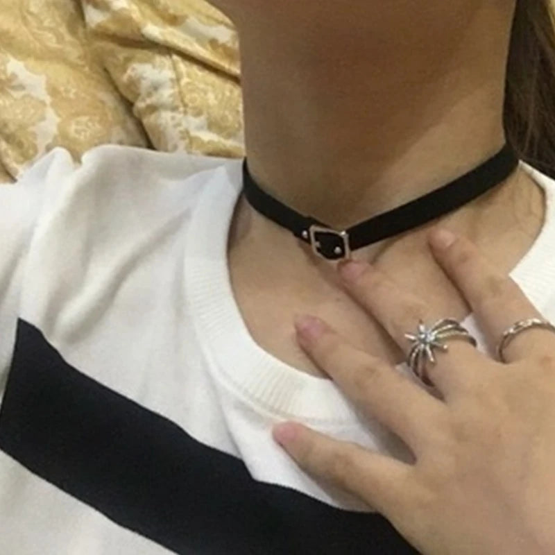 Chocker Gothic Punk Style Black Fake Leather Choker Necklaces Women Crew Neck Necklace Female Party Jewelry Party Gifts Trinkets