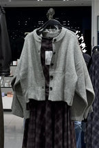 Women's Sweater 2025 New Soft Knit Jacket Casual Fashion Women's Single-Breasted Short Top