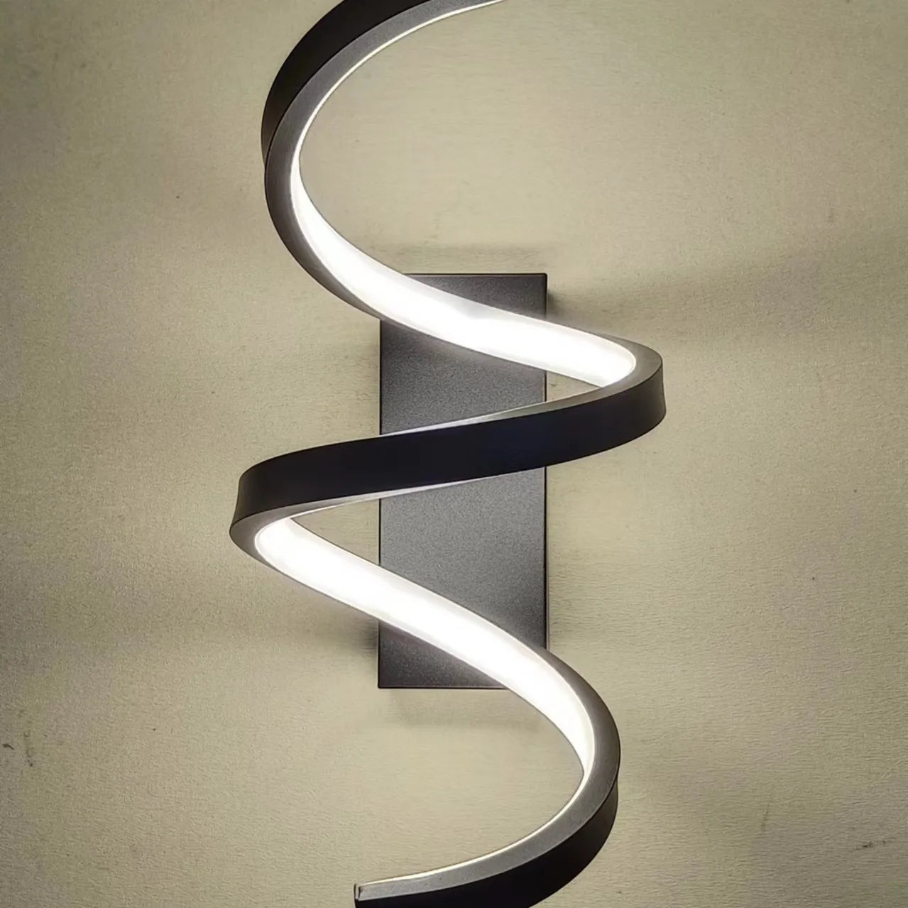 Designer hotel living room background wall LED wall light bright tri-color light bedroom bedside wave wall lamp