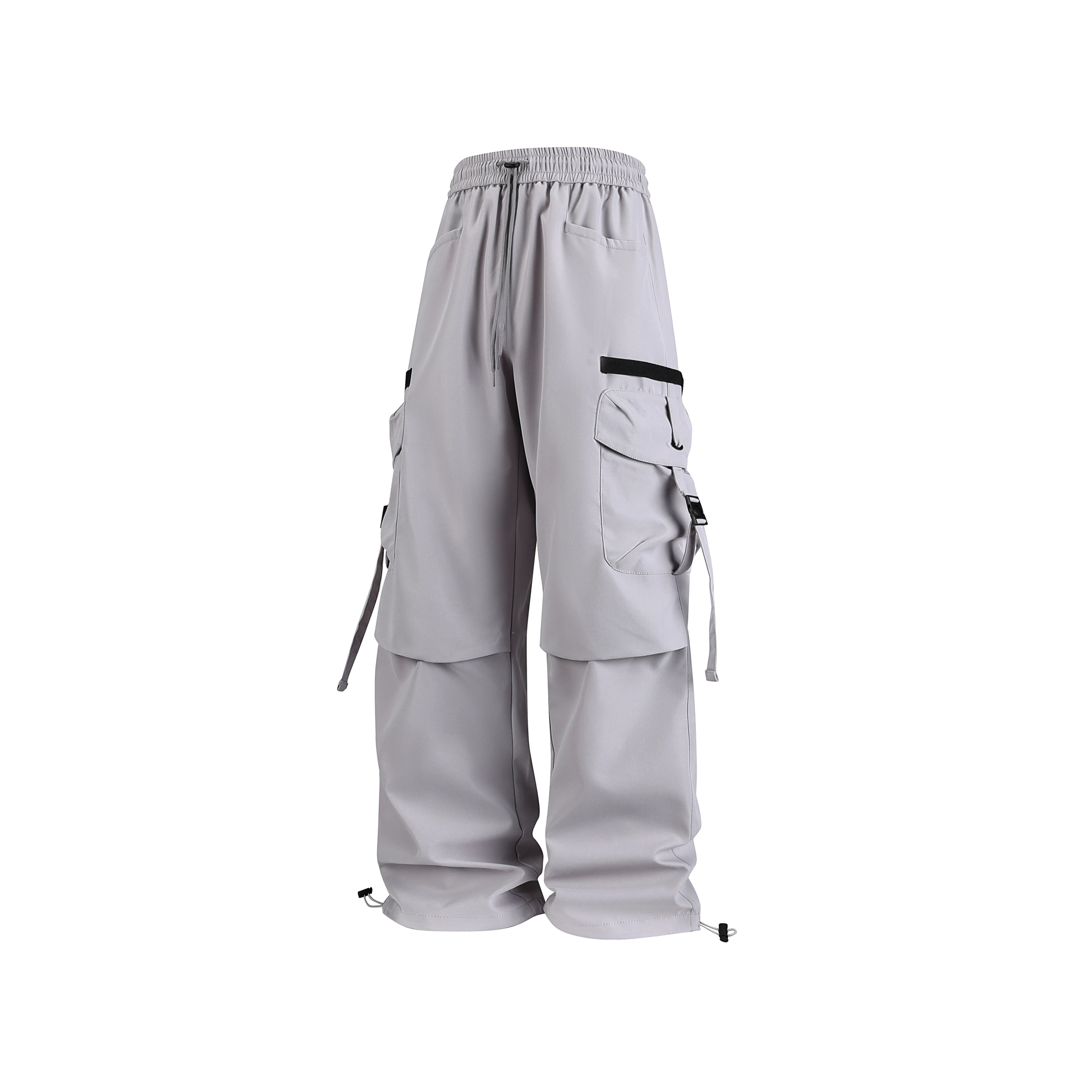 Men's sportswear pants are simple, versatile, retro and fashionable with large pleated pockets for outdoor work