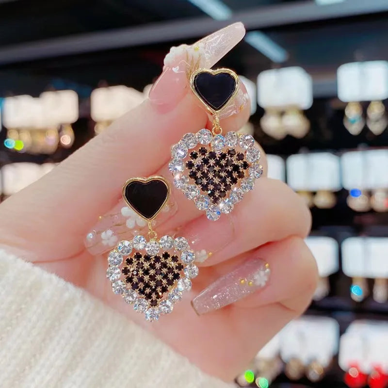 Drop Earrings for Women White Flower Heart Crystal Bow Round Circle Long Pearl Dangle Earrings Geometry Statement Jewelry Gift