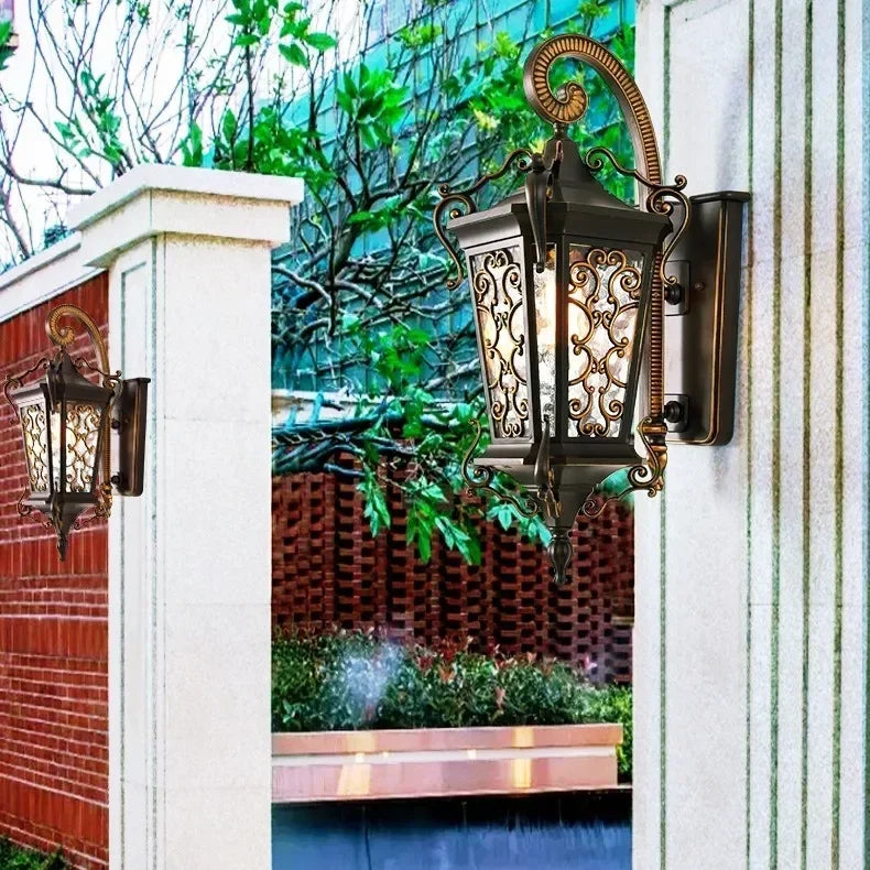 Outdoor wall light waterproof European style outdoor garden super bright home villa gate balcony exterior