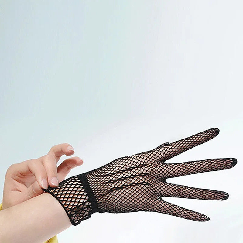 1 Pair Hot Sale Fishnet Mesh Glove Fashion Women Lady Girl Glove Protection Lace Elegant Lady Style Gloves Black and White