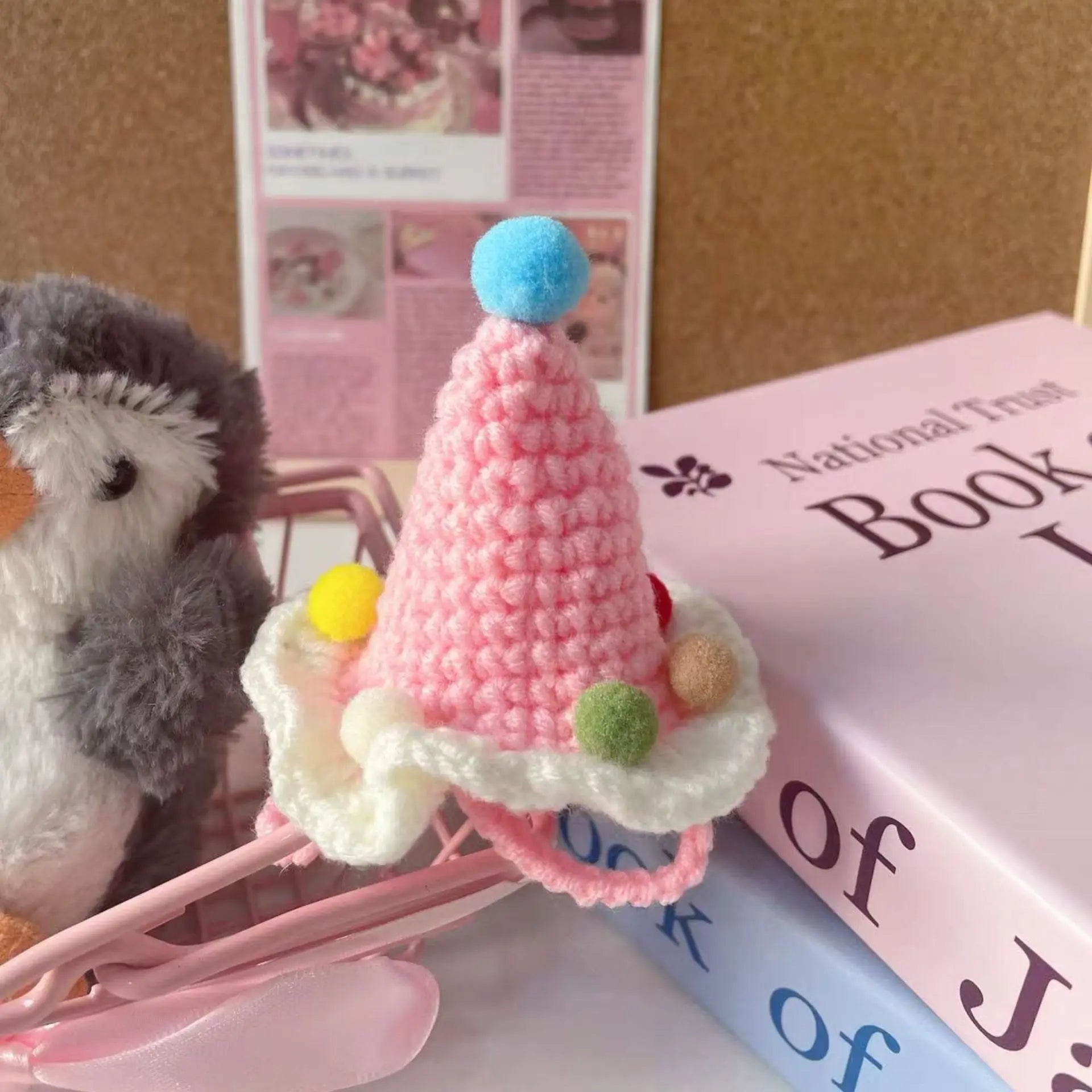 1pc Exquisitely Pet Hats Handmade Mini Pets Caps Crocheted Fashion Cats & Dogs Cute Pom-pom Photo Prop Pet Christmas Accessories