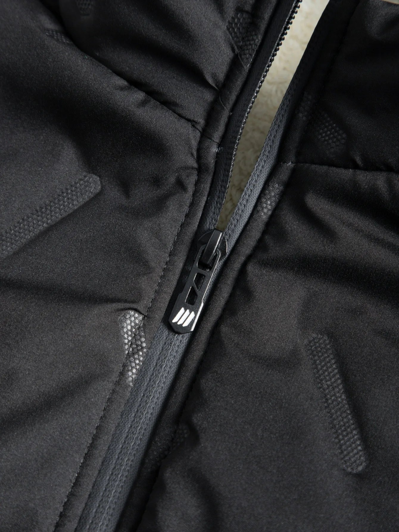 Men's Fleece Jacket, Effectively Locks in Heat, Soft and Skin-Friendly, Suitable for Daily Commuting, Home Leisure, Outdoor Walking, Autumn and Winter Outings, Warm-Up for Exercise, Short Trips