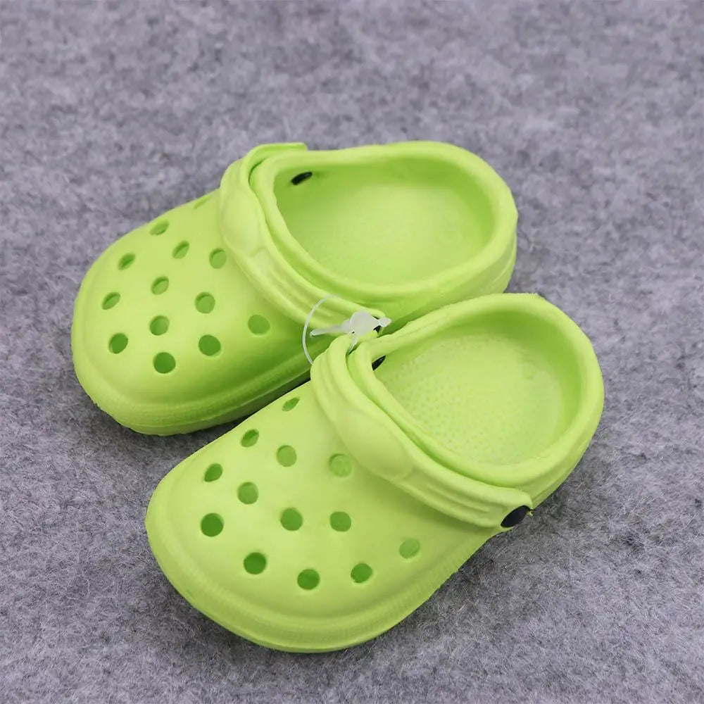 1 Pair Pet Beach Shoes Non-slip Pet Sandals Comfortable Soft-soled Dog Hole Shoe EVA Wear-resistant Dog Rain Boots Running