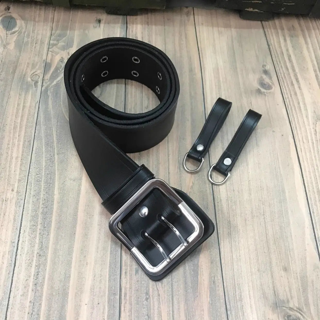 Designer belt with double row button fastening special multi-functional tactical belt for training, general casual high-end belt