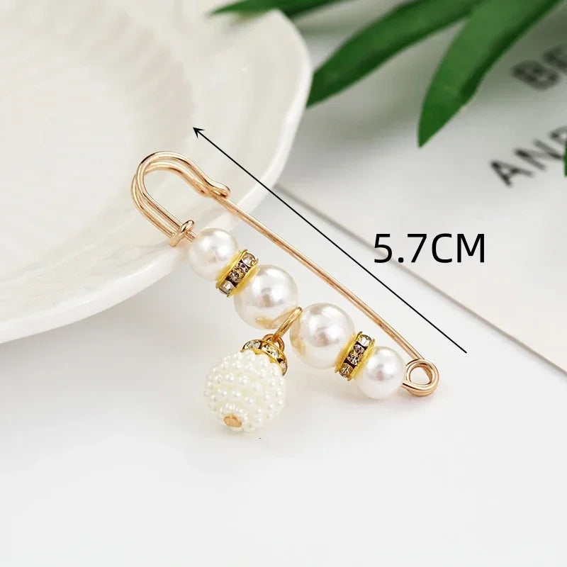 Broche Set Big Beads Fashion Clothing Brooches for Women Pearl Lapel Safety Sweater Coat Dress Pins Badge Buckle Accessories