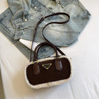 Cute and Simple Crossbody Bag for Ladies, Lightweight and Adjustable, Ideal for Campus and Casual Wear