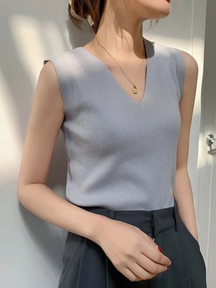 Summer Women Knitted Tank Tops Women Thin Tops Basic Casual Tank Tops V-neck Tees Sleeveless Tops For Women