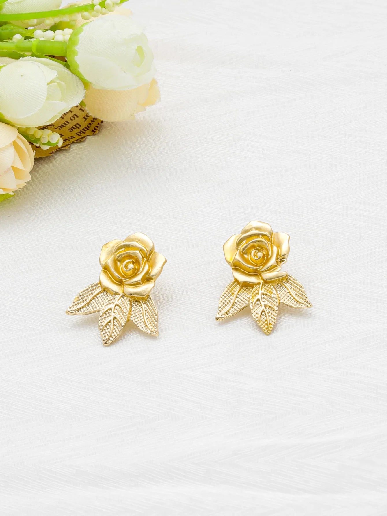 Jewelry Sets for Women Flower Pendant Necklace 18k Gold Plated Fashion Design Earring Bracelet Ring Sets Exquisite Gifts