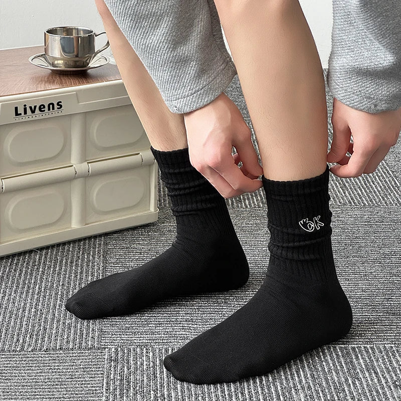 Men's Socks New Embroidery Fashion Solid Color Simple Basic Long Socks For Man Casual Sweat Absorption Cotton Socks Breathable