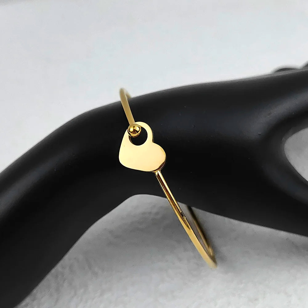 Bangles for Women Romantic Heart Shape Slim Stainless Steel Bracelet Women's Personality Jewelry Party Accessories wholesale