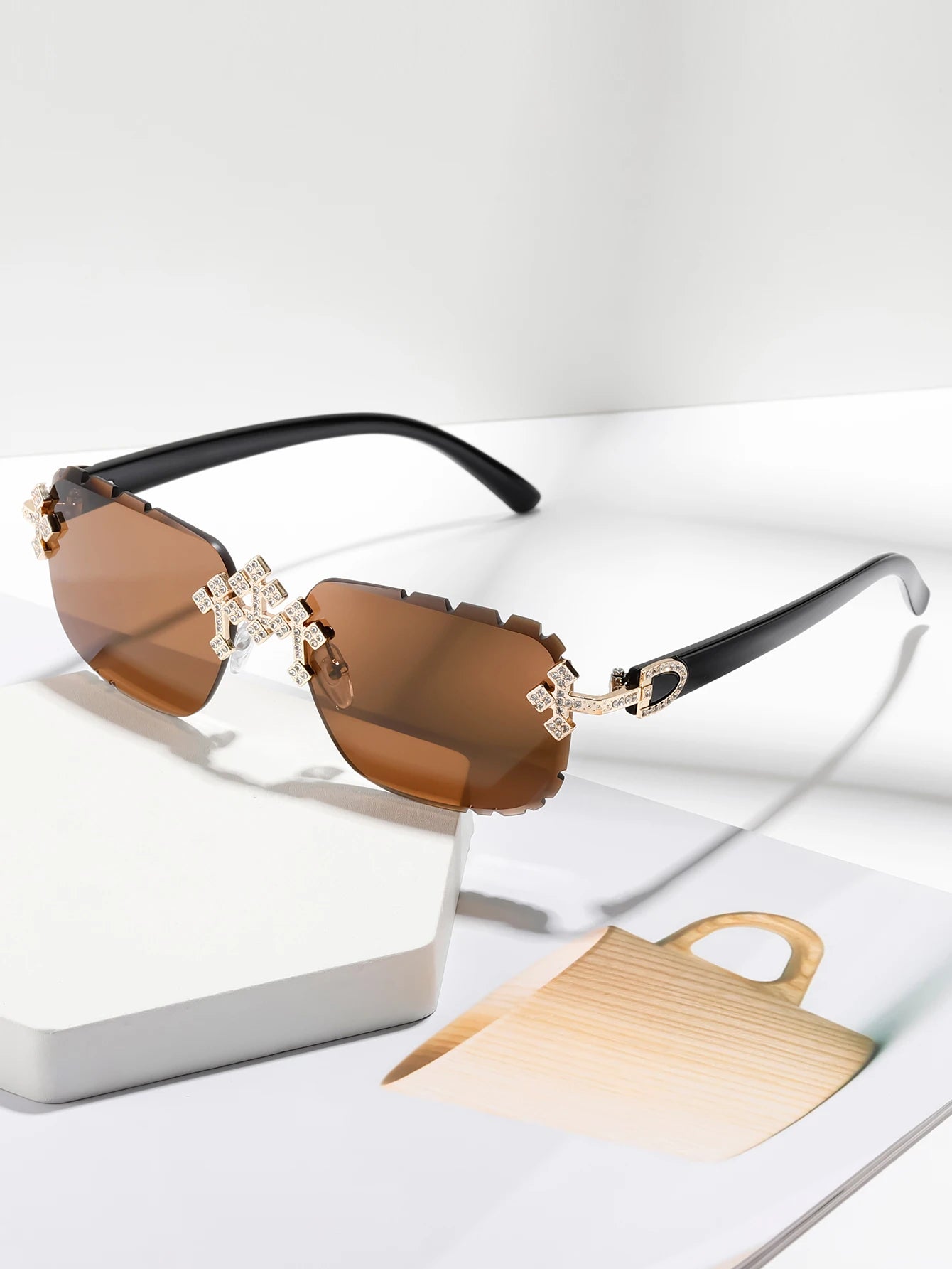 New Frameless Fashion Glasses for Men and Women, High-Definition Lenses with Textured Inlaid Rhinestones, Trendy Frame Design, Suitable for Daily Casual Wear, Perfect Gift Choice