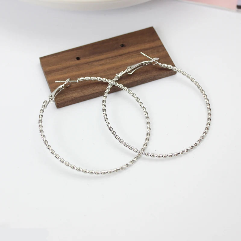 Simple 5CM Big Hoop Earring for Women Hiphop Rock Twist Weaving Winding Circle Round Loop Jewelry Brincos Ornamentos Orejeras