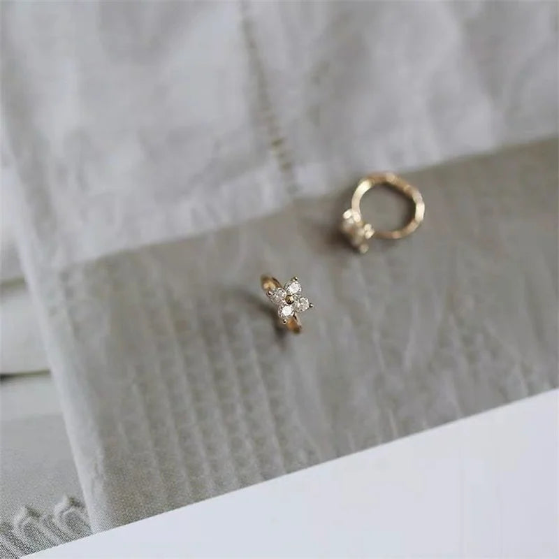 Trendy Cute Sweet Hollow Heart Zircon Hoop Earring For Women Classic Shiny Stud Earrings Fashion Small Ear Buckle Female Jewelry