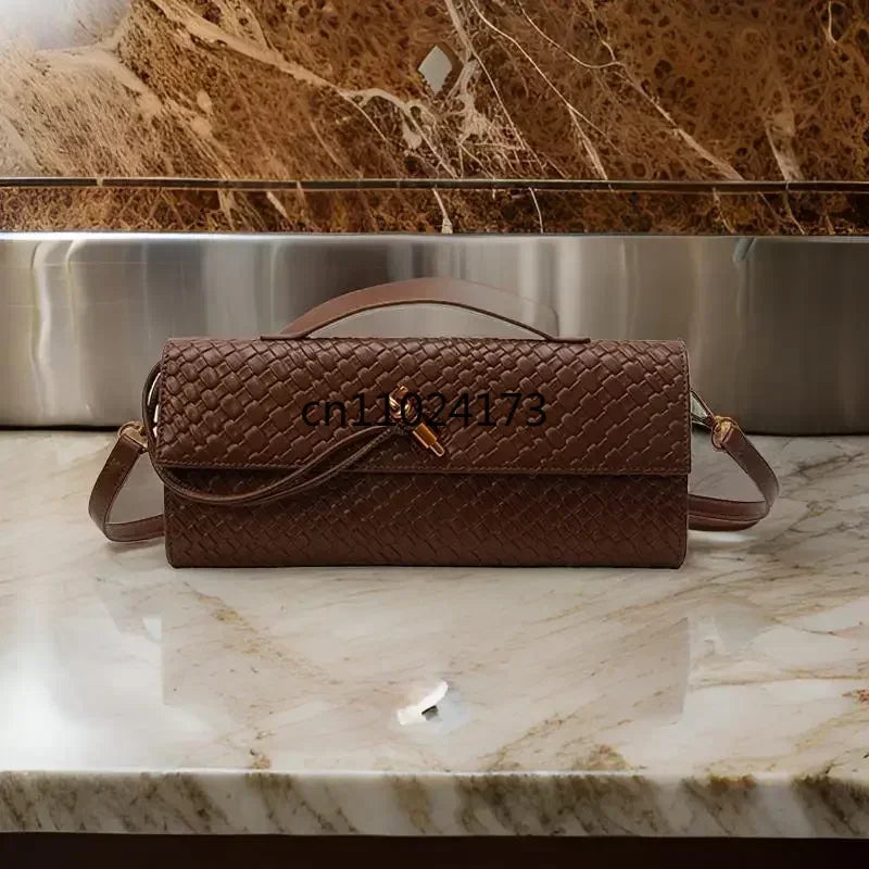 2025 New Fashionable Solid Color Crossbody Bag, Unique Retro Leather Crossbody Bag Suitable for Commuting Party Activities