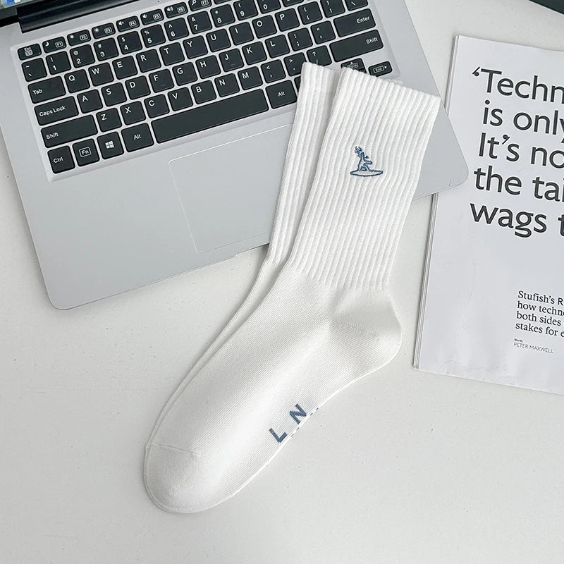 Men's Socks New Embroidery Fashion Solid Color Simple Basic Long Socks For Man Casual Sweat Absorption Cotton Socks Breathable