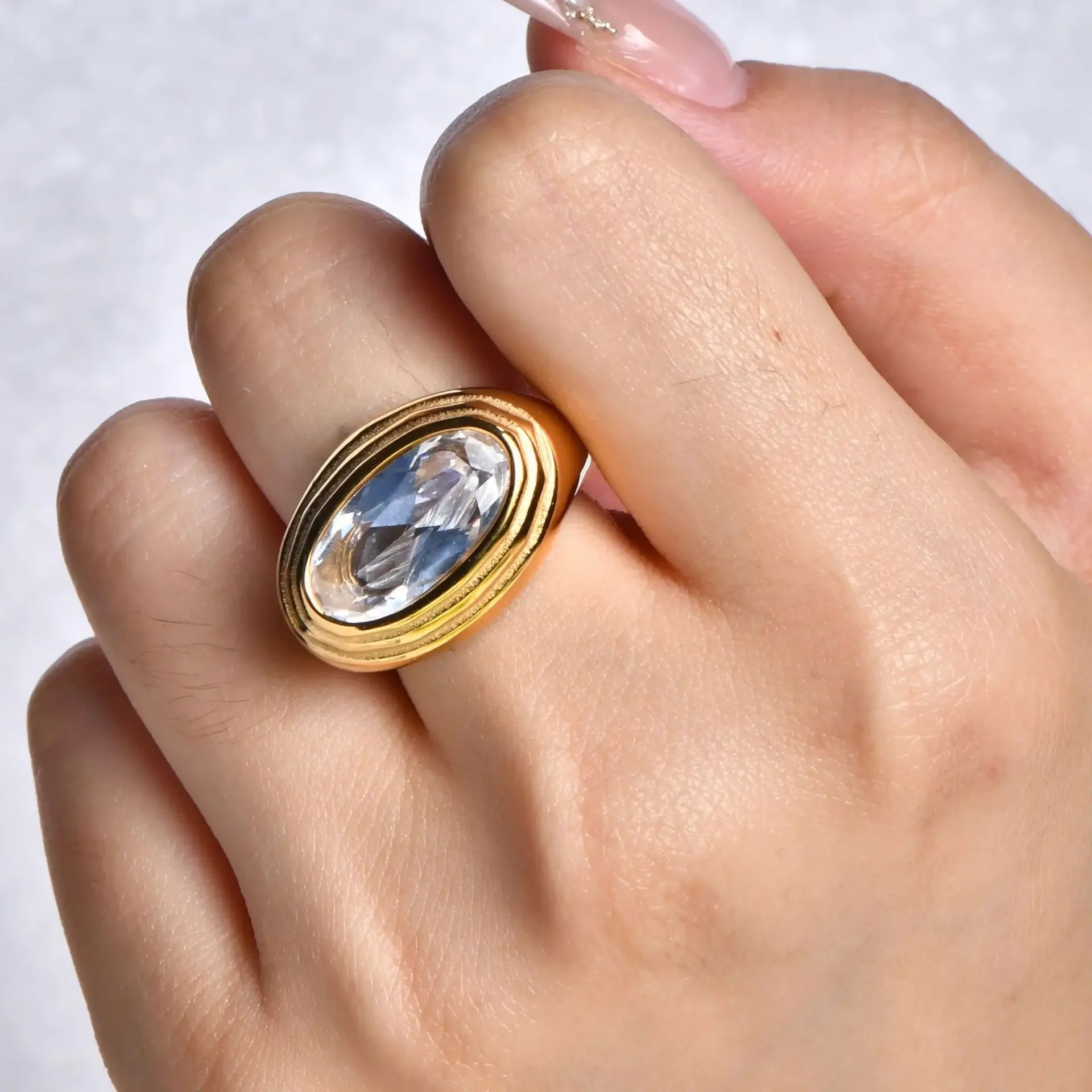 Statement Vintage Oval Big Zircon Ring for Women Gold Plated Stainless Steel Delicate Finger Ring Luxury Jewelry Wedding Gift