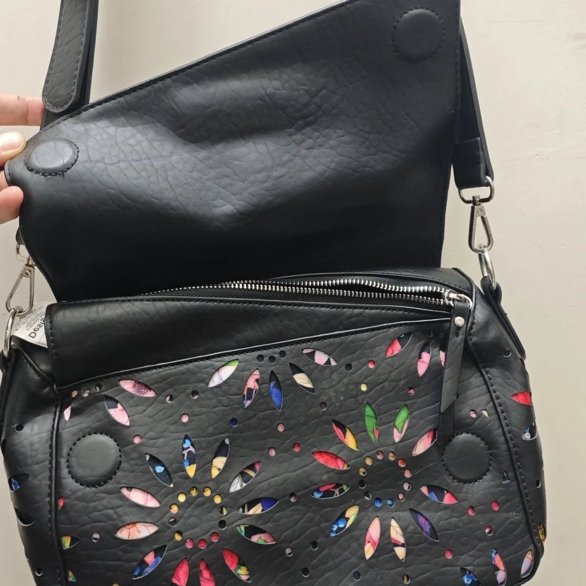 European, American, Spanish original single backpack, light luxury, fashionable hollow flower designer's large capacity backpack