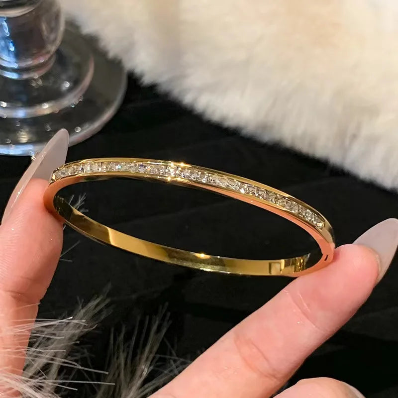 Elegant Gold Color Bangle With Sparkling Rhinestone Glamorous Stainless Steel Bracelet Women's Formal Dinners Jewelry