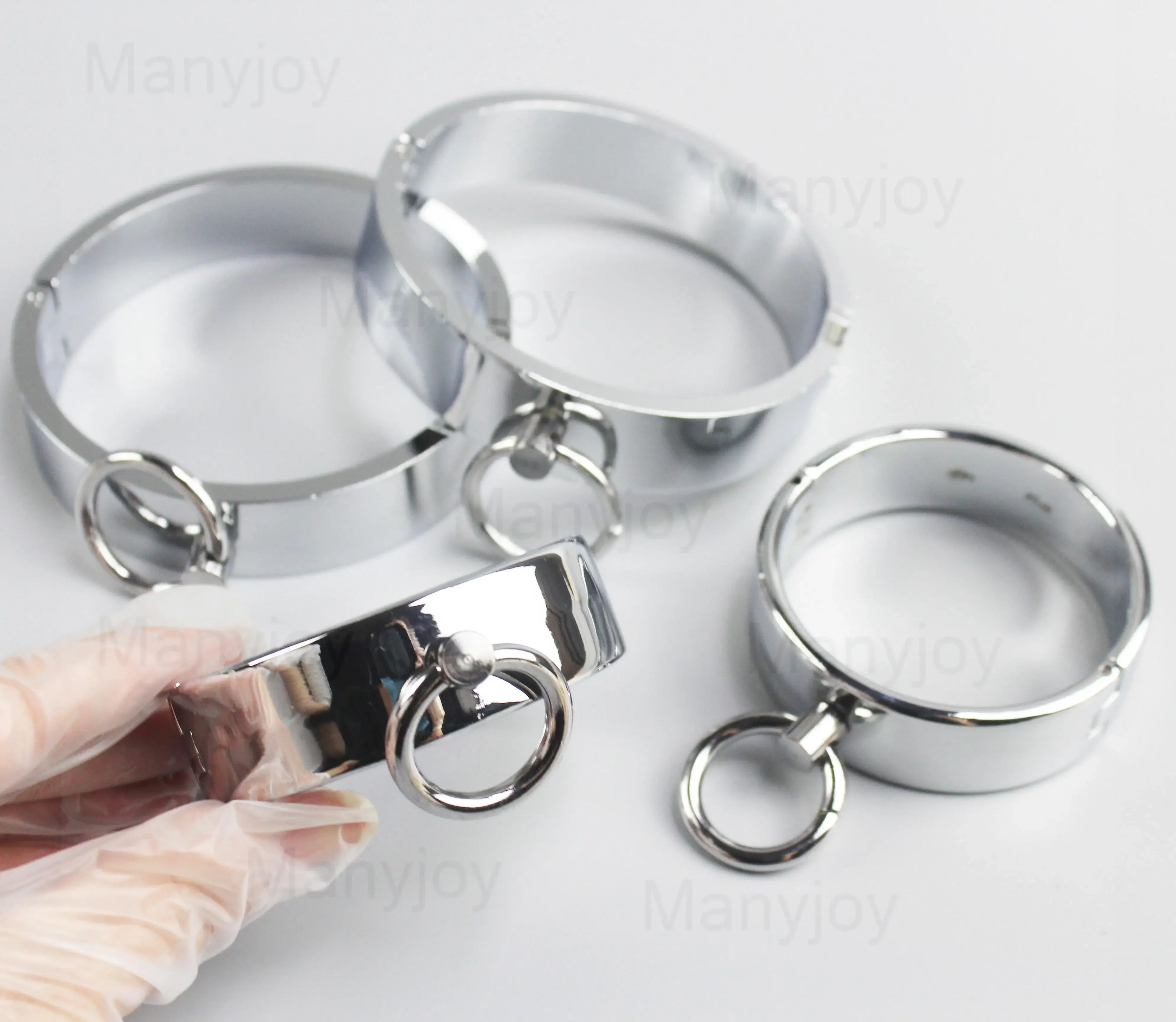 Stainless Steel Slave Handcuffs Restraint Rings Wrist Lock Ankle Cuffs Restraints Legcuffs Erotic Slave Sex Furniture Adult Toys