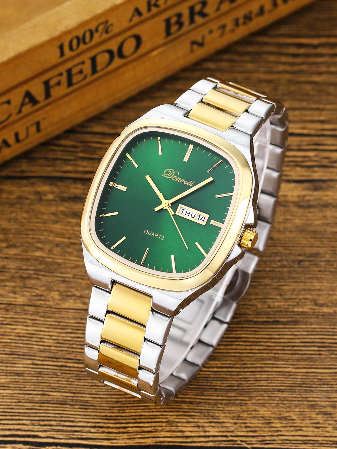 Casual Fashion  Waterproof Quartz Watch For Men Glow-in-the-dark stainless steel square wristwatch