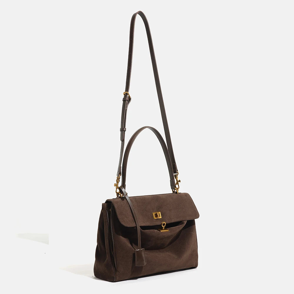Tote bag, a large-capacity women's commuter underarm bag, a high-end and versatile single-shoulder bag for autumn and winter