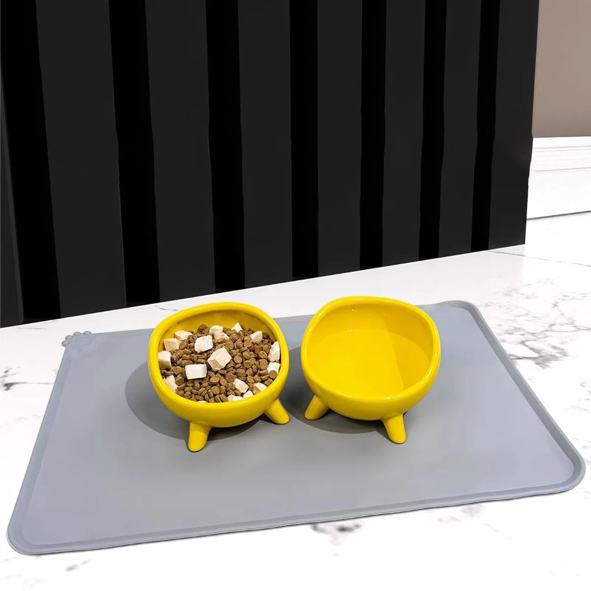 Pet Feeding Mat for Dogs Cats Non-Slip Silicone Cat Food Mat Waterproof Washable Spill-Proof Pet Placement Mat Pet Supplies