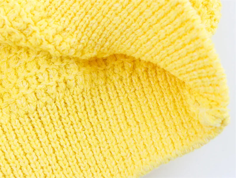 Women's cardigan  new summer style for 2025  yellow short-sleeve knitted jacket  star button decoration casual fashion