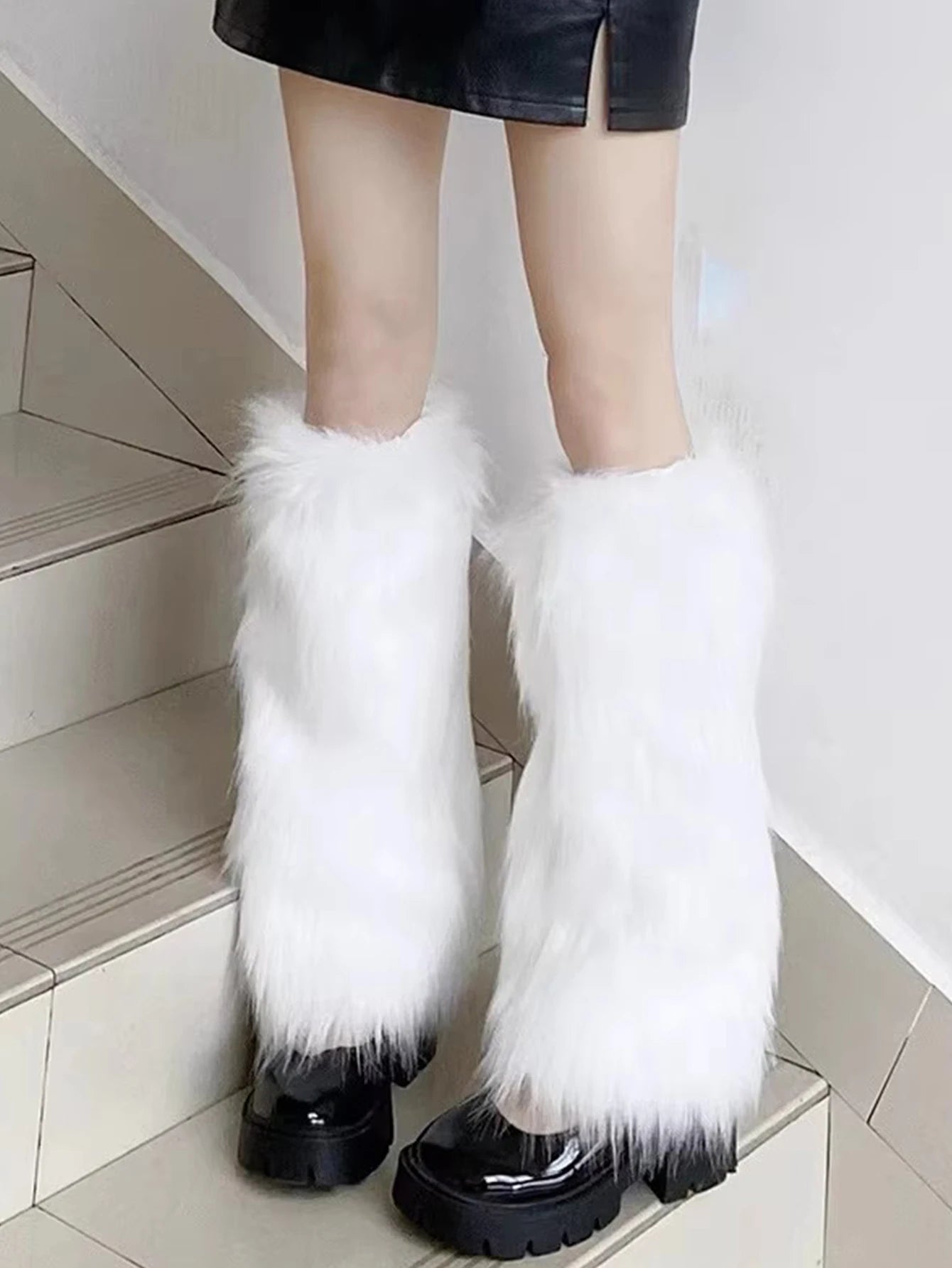 leg warmer Vintage Faux Fur Leg Warmers Hot Girl Harajuku Winter Warm Furry Boots Cover Sock Women's Cosplay Accessories