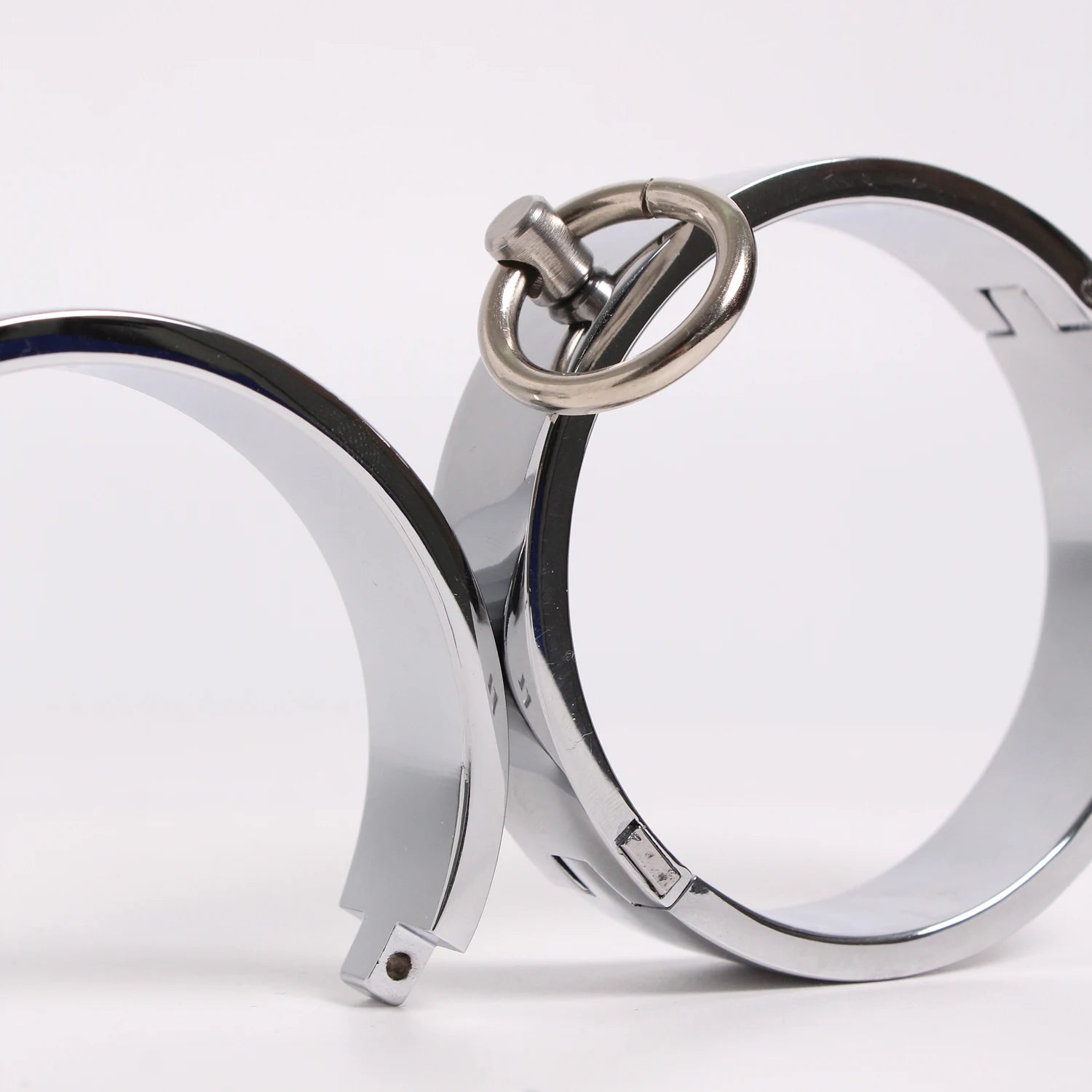 Stainless Steel Slave Handcuffs Restraint Rings Wrist Lock Ankle Cuffs Restraints Legcuffs Erotic Slave Sex Furniture Adult Toys