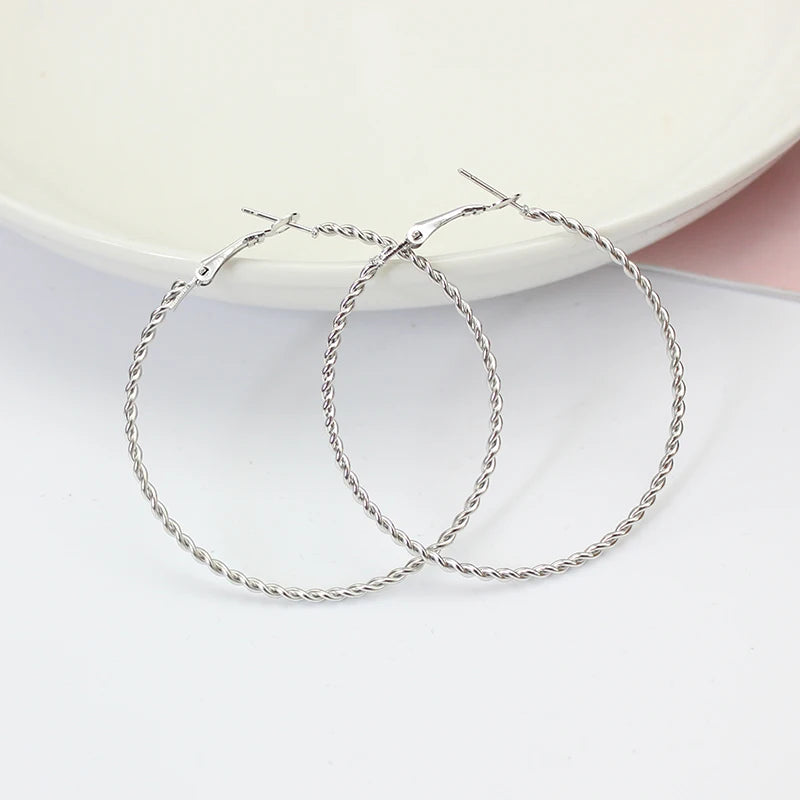 Simple 5CM Big Hoop Earring for Women Hiphop Rock Twist Weaving Winding Circle Round Loop Jewelry Brincos Ornamentos Orejeras